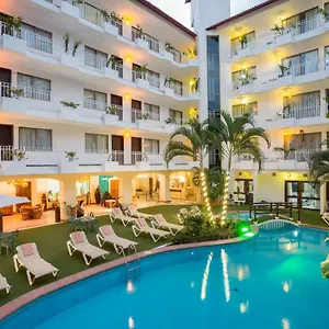 Arcos 3*, Puerto Vallarta México